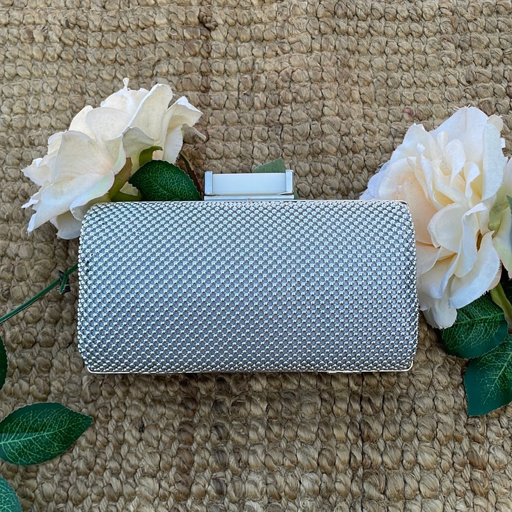Silver clutch